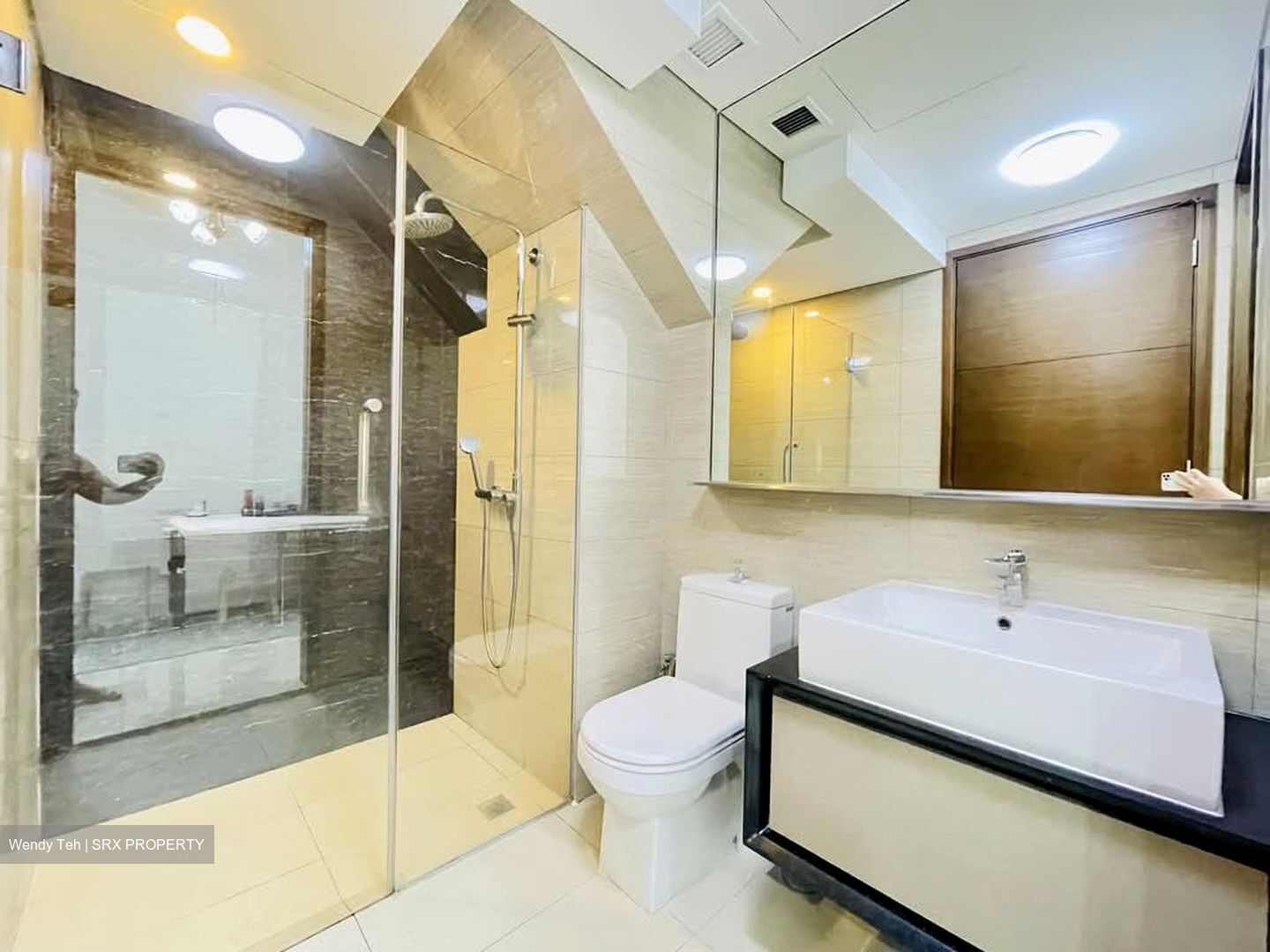 Charlton Park (D19), Condominium #595234381